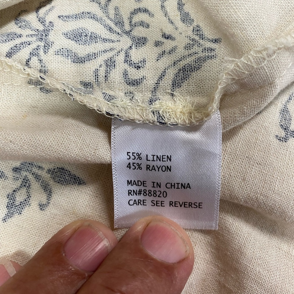 Artisan NY Linen Blend Sleeveless Cream Top with Blue Pattern Women’s Large - Picture 4 of 4